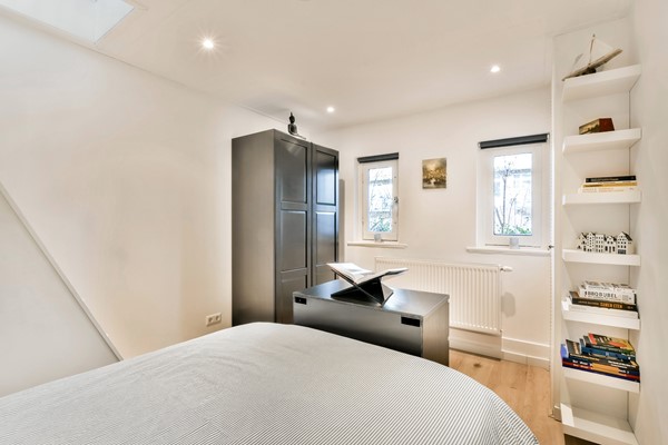 Photo - For sale: Esmoreitstraat 8H, 1055 CD Amsterdam